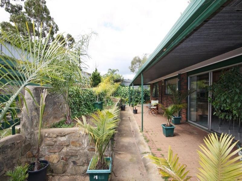 20 Carnarvon Avenue, Redwood Park SA 5097