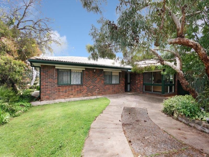 20 Carnarvon Avenue, Redwood Park SA 5097