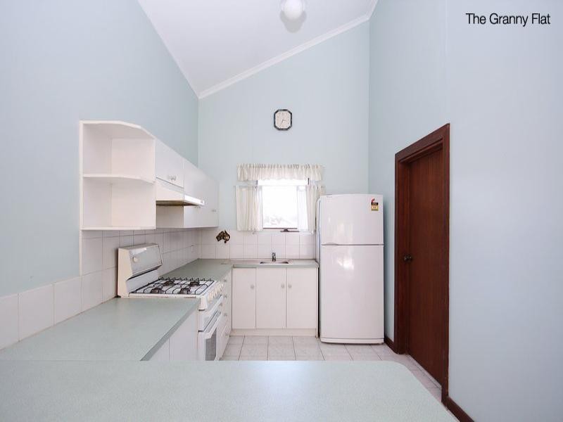 54 Wynn Vale Drive, Gulfview Heights SA 5096