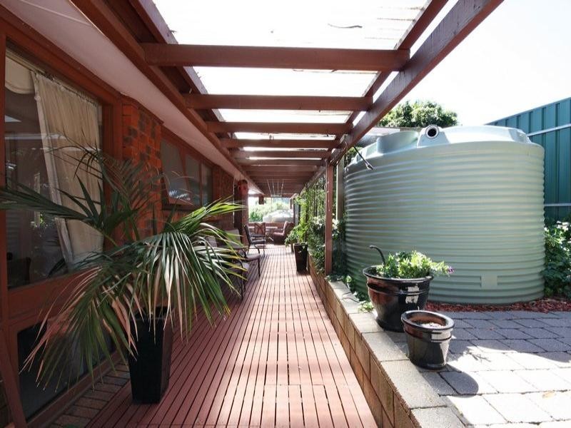 54 Wynn Vale Drive, Gulfview Heights SA 5096