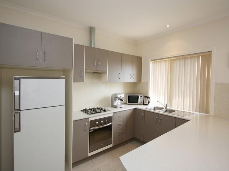 44 Lord Howe Crescent, Mawson Lakes SA 5095