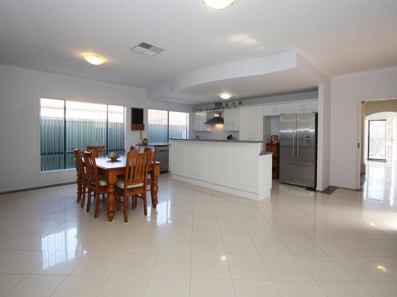 115 Sanctuary Drive, Mawson Lakes SA 5095