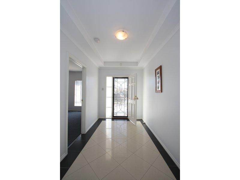 115 Sanctuary Drive, Mawson Lakes SA 5095