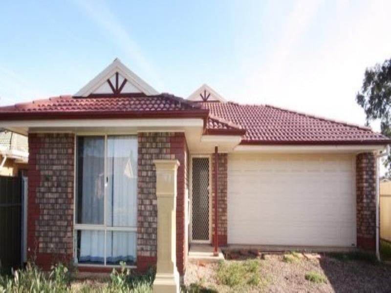 12 Warner Road, Salisbury Downs SA 5108