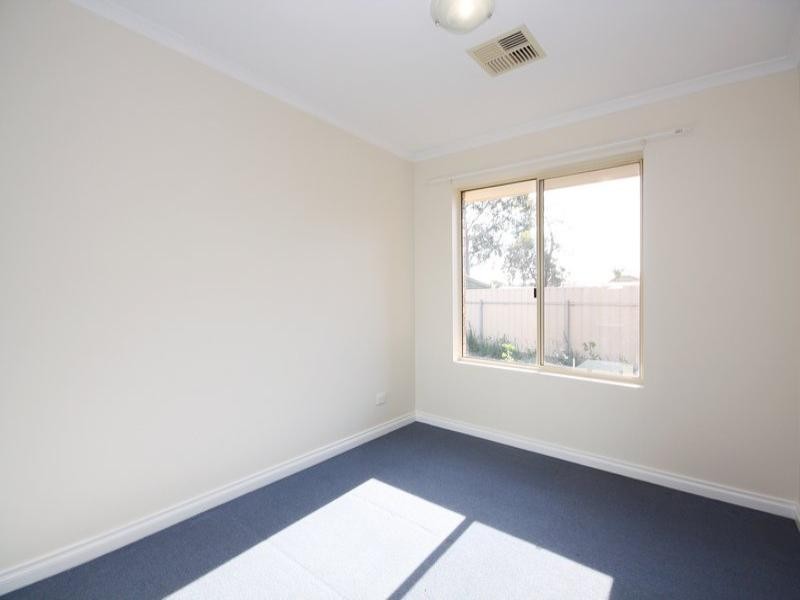 12 Warner Road, Salisbury Downs SA 5108