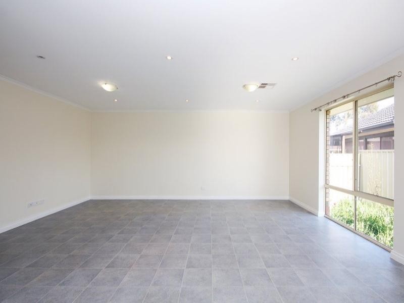 12 Warner Road, Salisbury Downs SA 5108