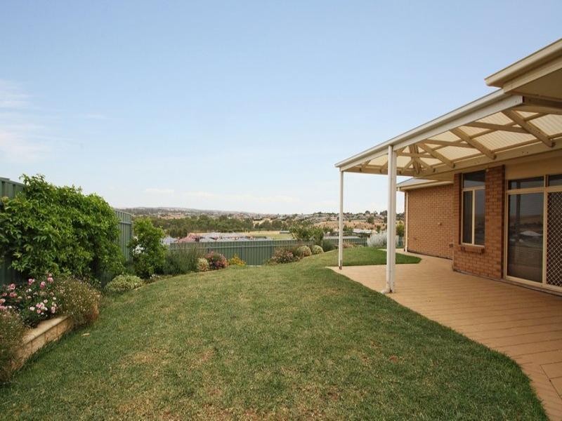 18 Falcon Drive, Hewett SA 5118