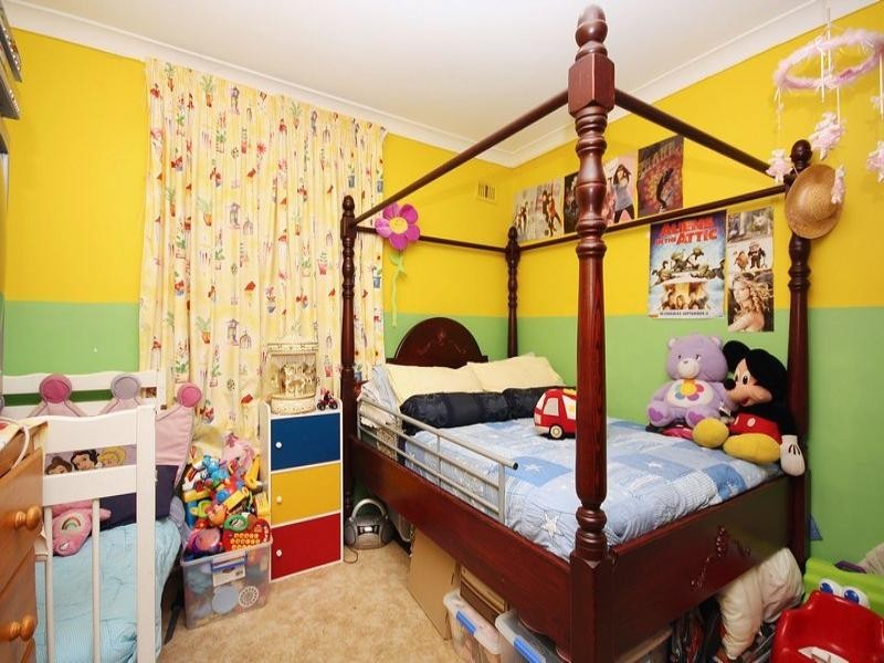 13 Reading Street, Clearview SA 5085