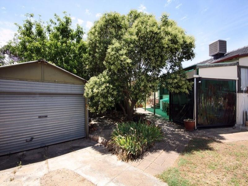 13 Reading Street, Clearview SA 5085