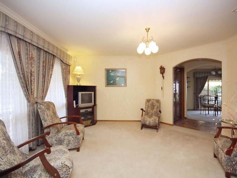 7 Osterley Street, Oakden SA 5086