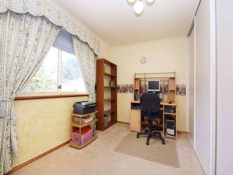 7 Osterley Street, Oakden SA 5086