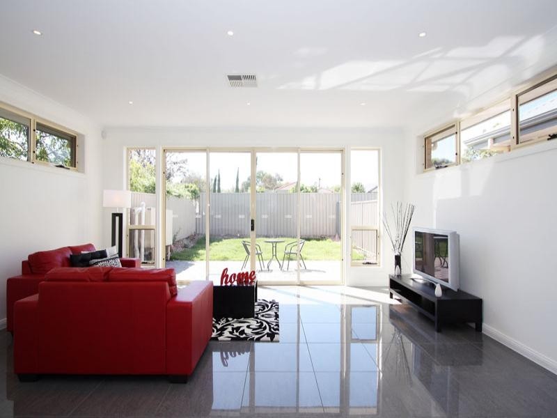 22 Ramsay Avenue, Hillcrest SA 5086