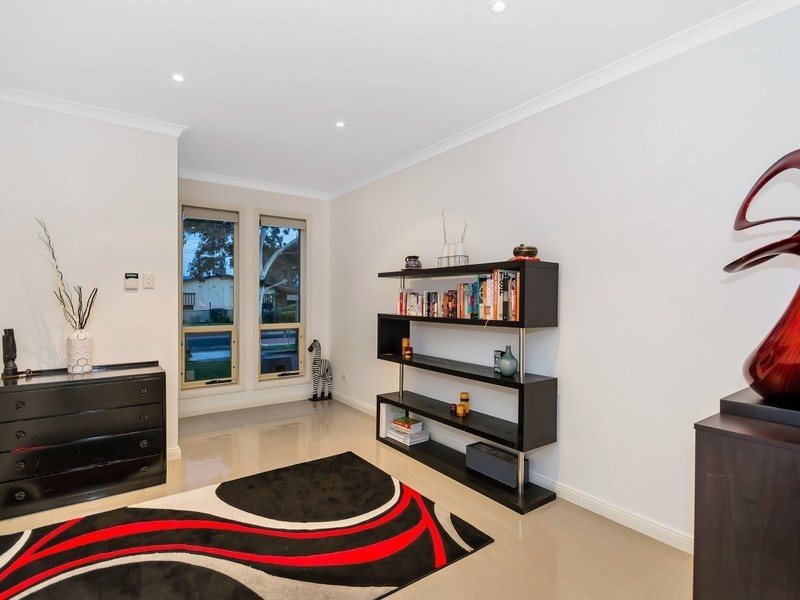 24 Ramsay Avenue, Hillcrest SA 5086