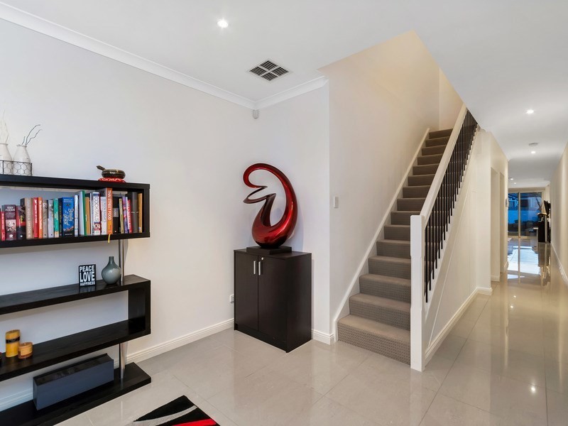 24 Ramsay Avenue, Hillcrest SA 5086