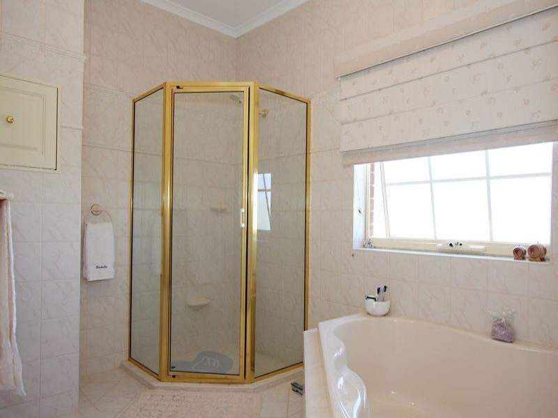 4 Hardwick Court, Golden Grove SA 5125