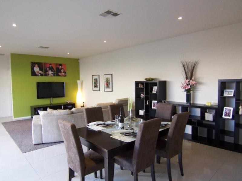 12 Yarle Street, Mawson Lakes SA 5095