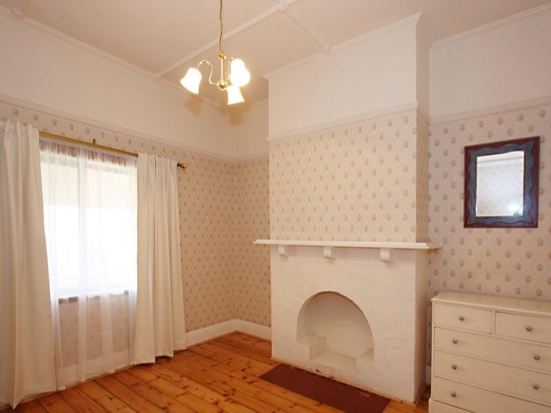 18 Gum Avenue, Dry Creek SA 5094