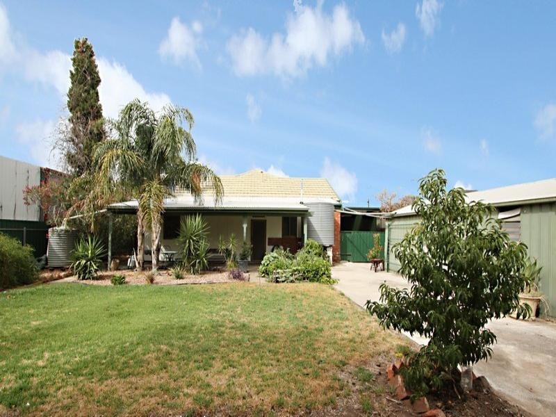 18 Gum Avenue, Dry Creek SA 5094