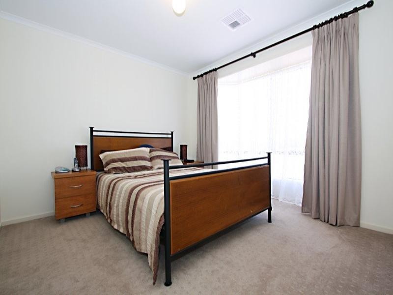 18 Alderney Avenue, Clearview SA 5085