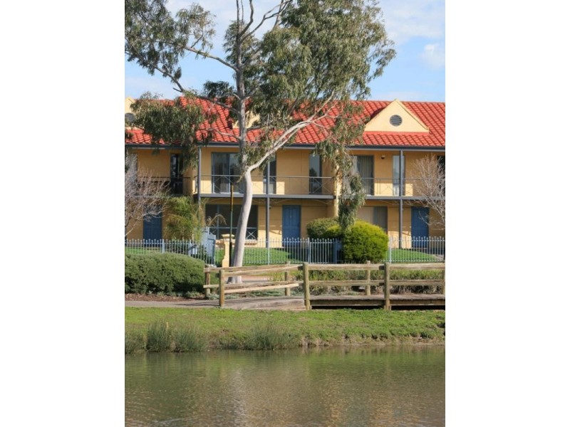 5/66 Sir Ross Smith Boulevard, Oakden SA 5086