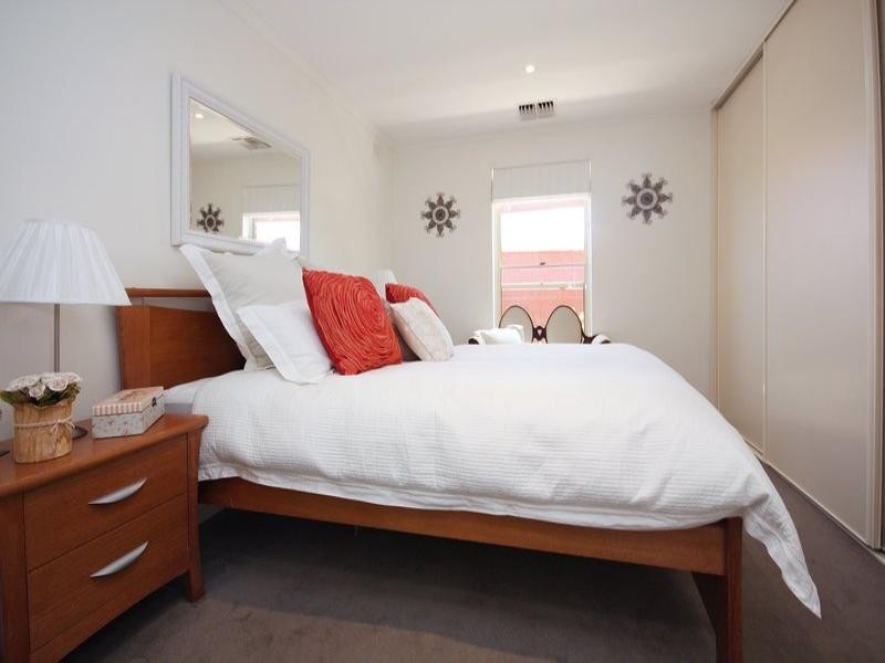 64 Whiting Road, St Agnes SA 5097