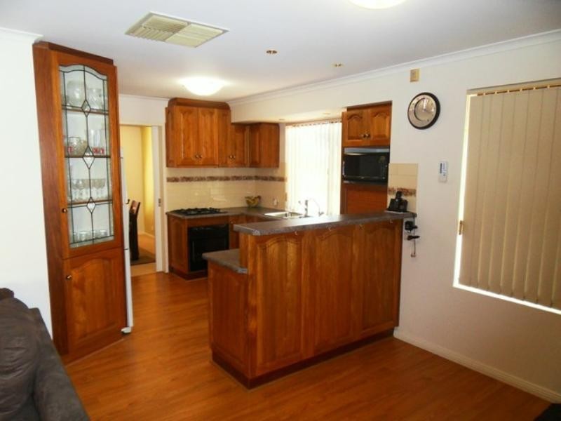 31 Yulinda Terrace, Para Hills SA 5096