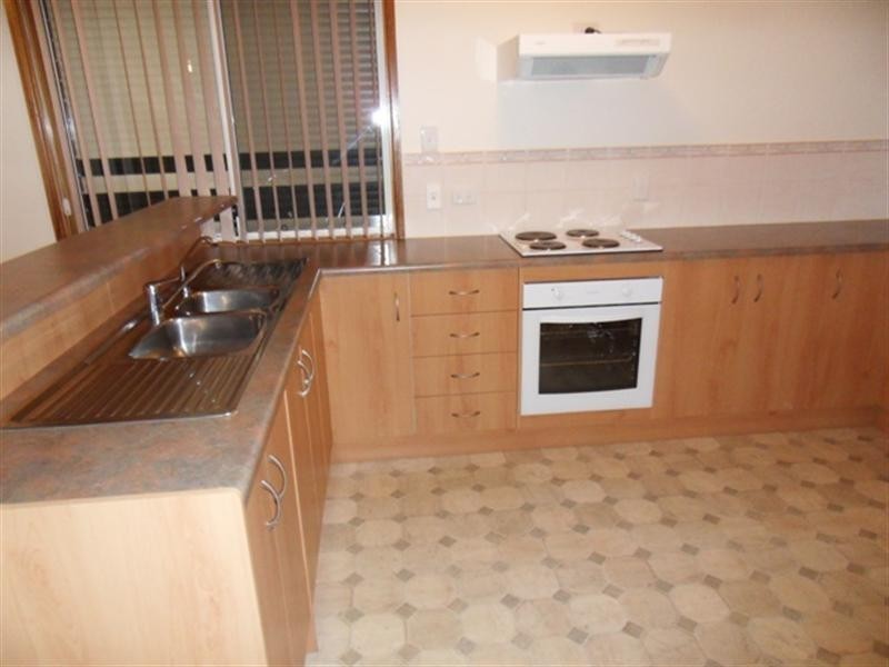 1 Burgate Street, Elizabeth Grove SA 5112