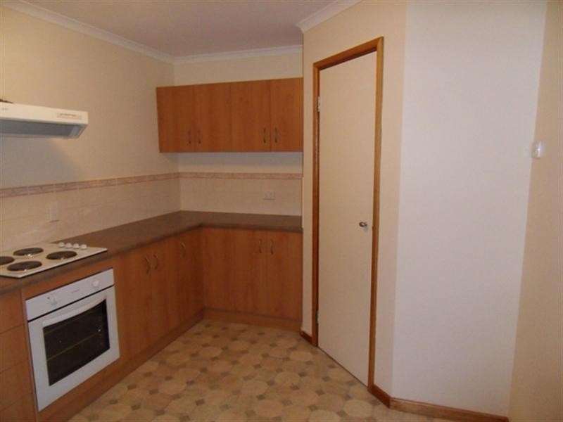 1 Burgate Street, Elizabeth Grove SA 5112