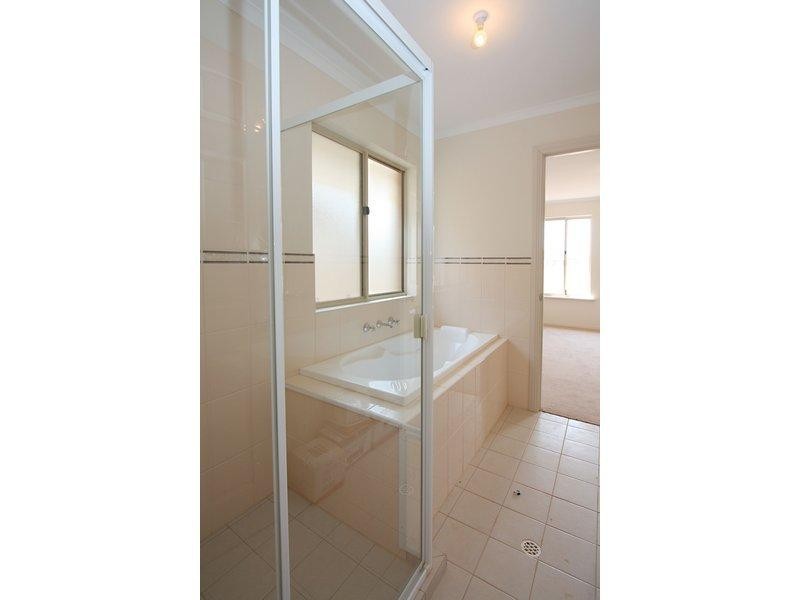 14 Manilla Road, Munno Para West SA 5115