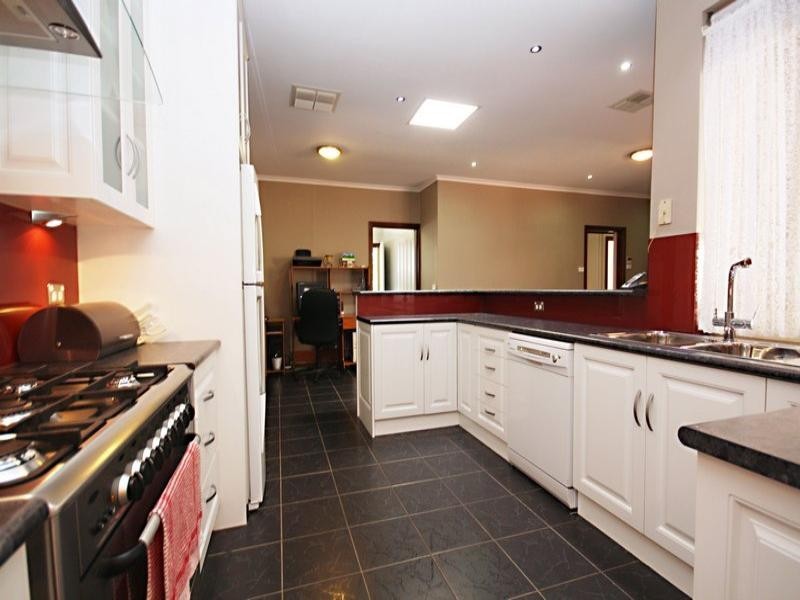 5 Dotterel Court, Wynn Vale SA 5127