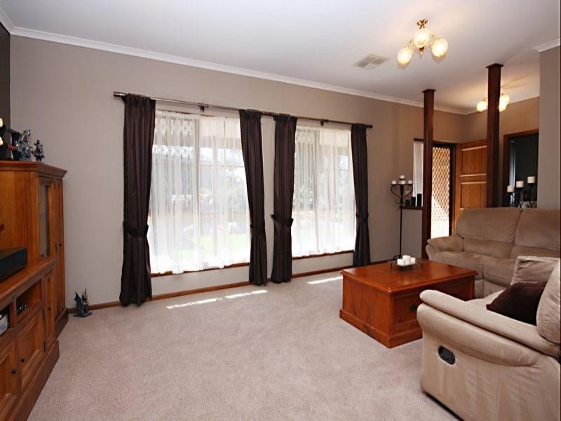 5 Dotterel Court, Wynn Vale SA 5127