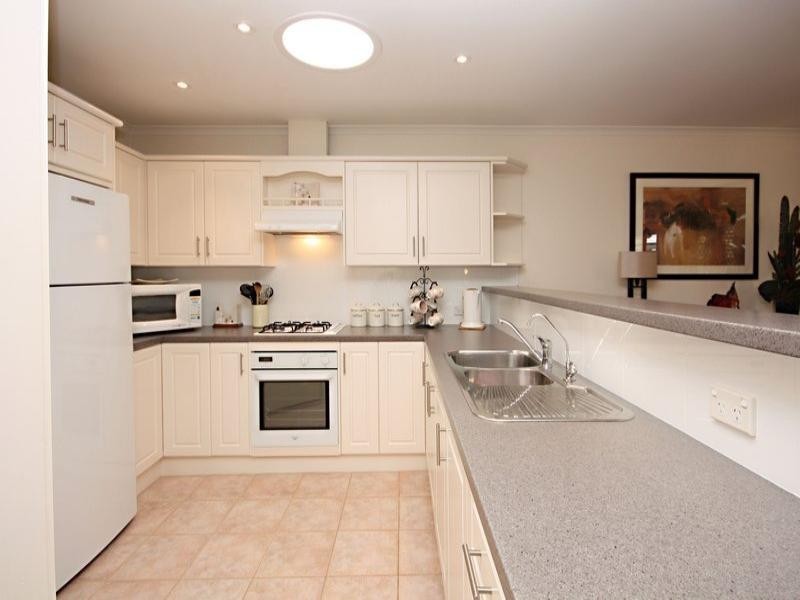 3 Wickham Crescent, Oakden SA 5086