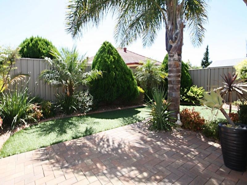 3 Wickham Crescent, Oakden SA 5086