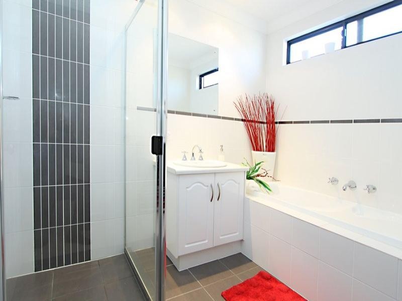 9 Earle Street, Hillcrest SA 5086