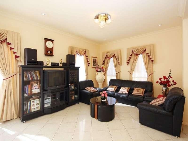 5 Maple Circuit, Mawson Lakes SA 5095