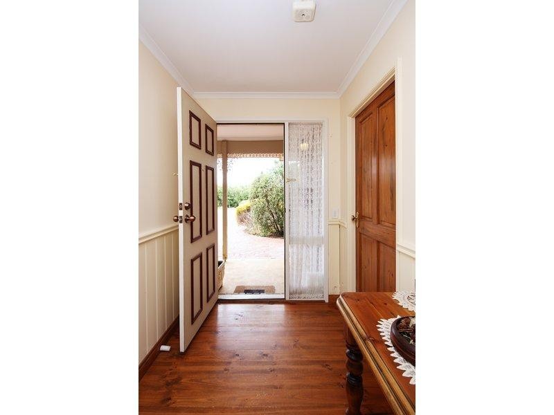 31 Laburnum Drive, Greenwith SA 5125