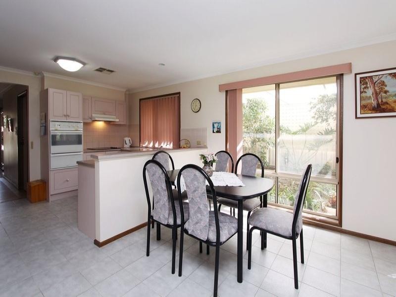 10 Sissinghurst Drive, Oakden SA 5086