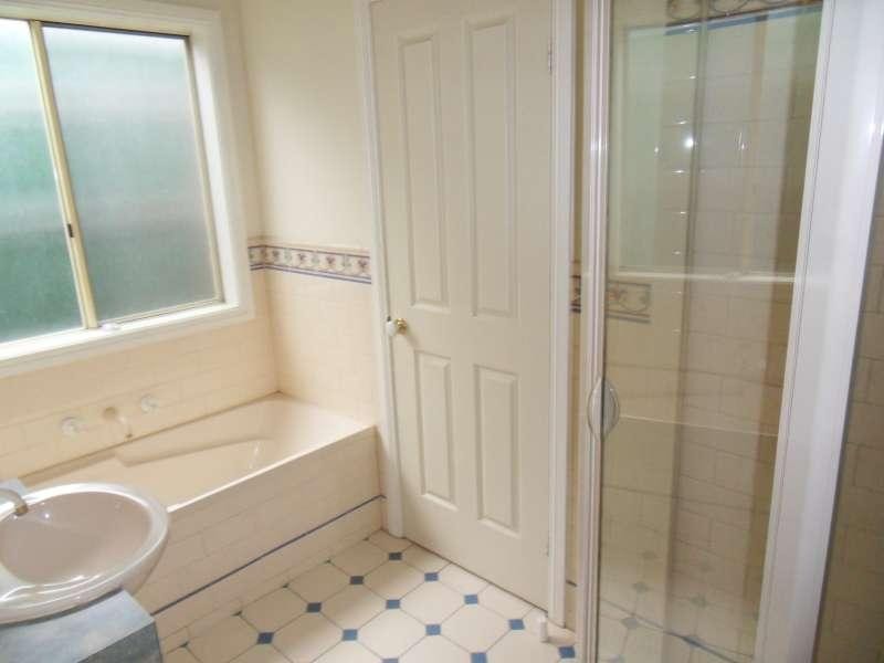 10 Balmoral Street, Hillcrest SA 5086