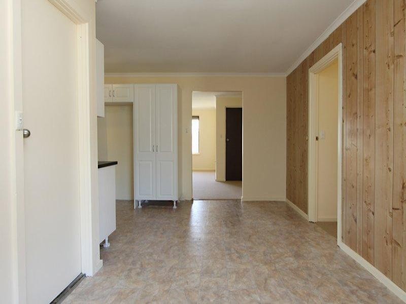 6 Garden Court, Para Hills West SA 5096