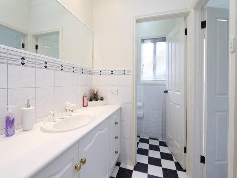 1 Woodforde Rise, Golden Grove SA 5125