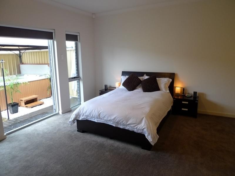 2A Elliott Street, Campbelltown SA 5074