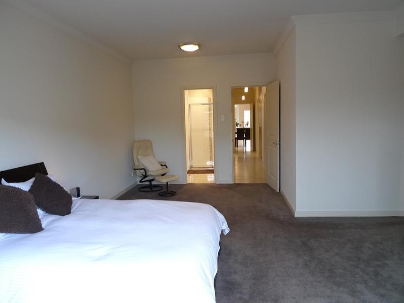 2A Elliott Street, Campbelltown SA 5074