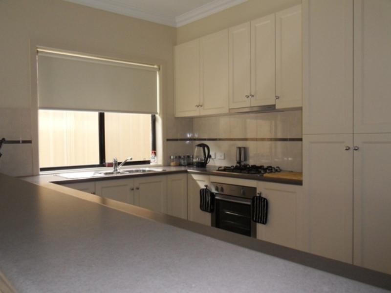 32 Ramsay Street, Hillcrest SA 5086