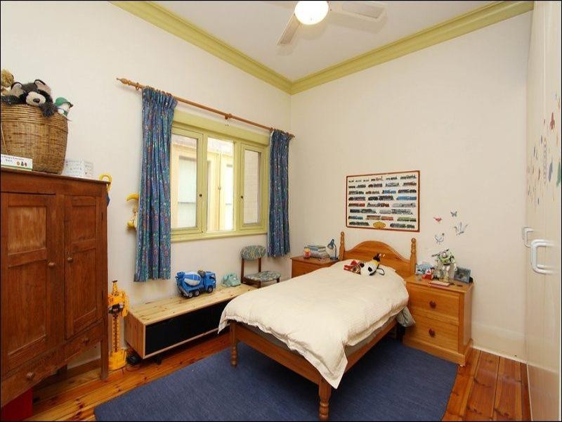 4/17 South Esplanade, Glenelg SA 5045