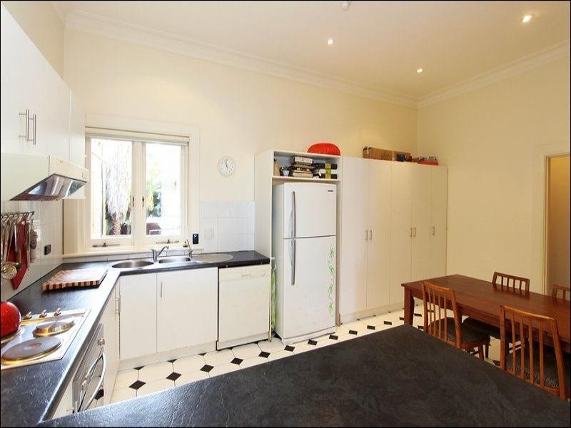 4/17 South Esplanade, Glenelg SA 5045