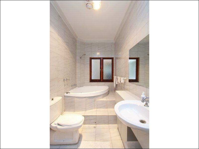 4/17 South Esplanade, Glenelg SA 5045