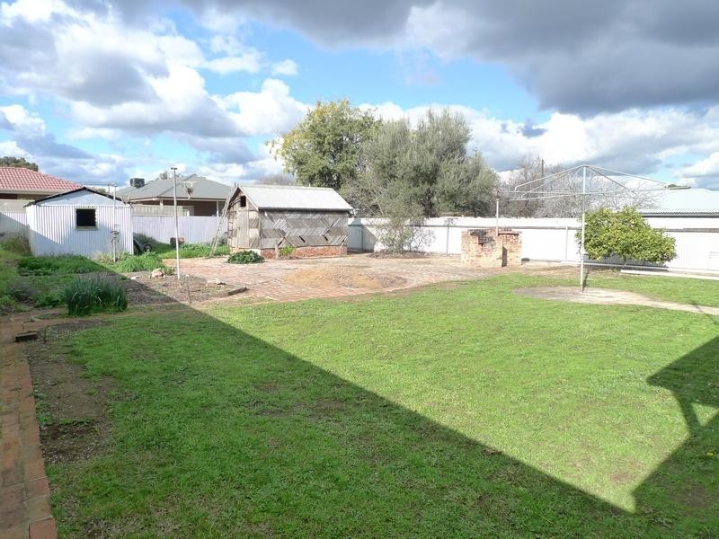 8 Tennyson Street, Clearview SA 5085