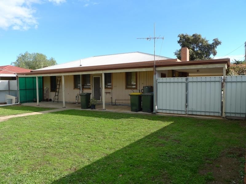 8 Tennyson Street, Clearview SA 5085