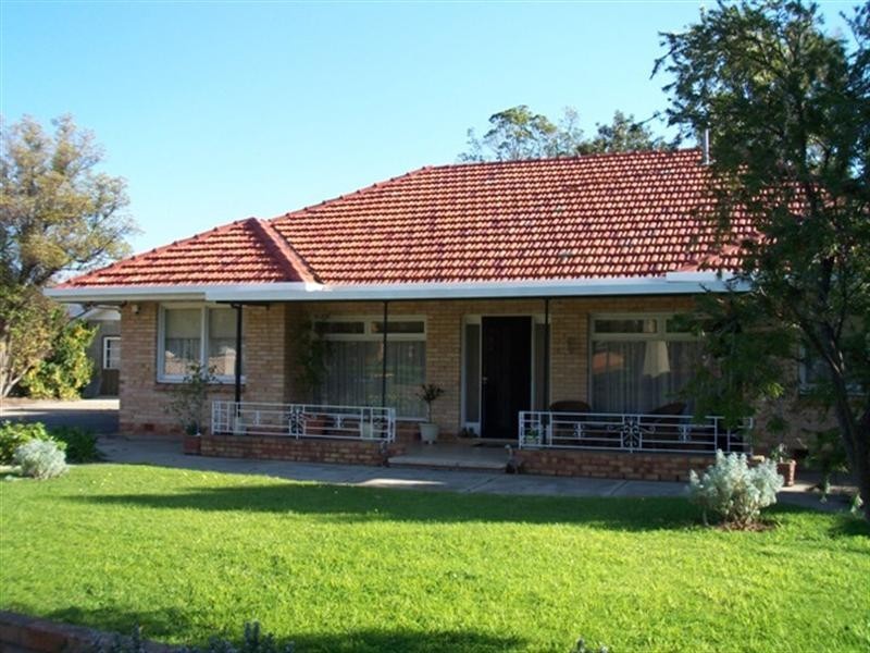 1 Melbourne Crescent, Manningham SA 5086