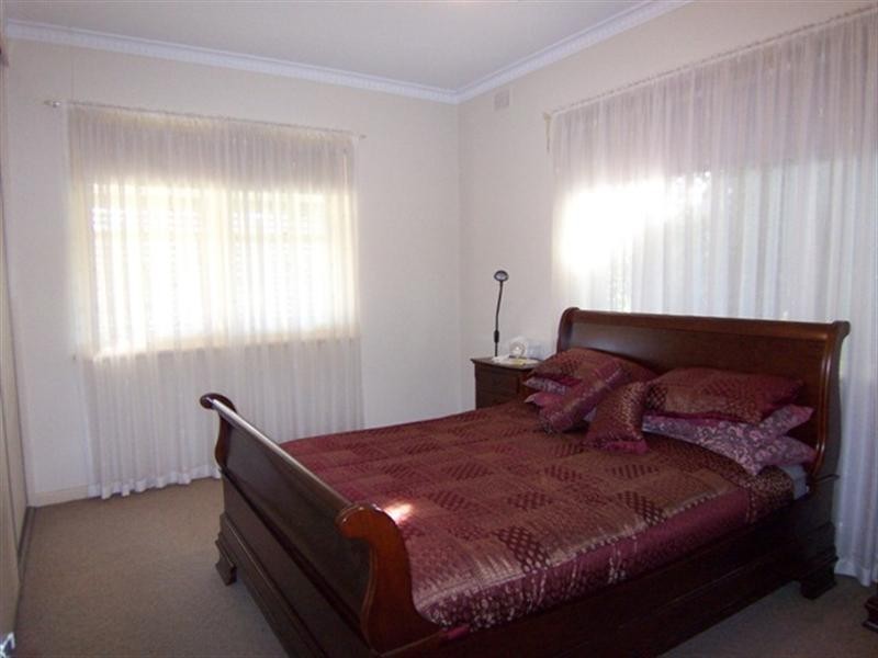 1 Melbourne Crescent, Manningham SA 5086